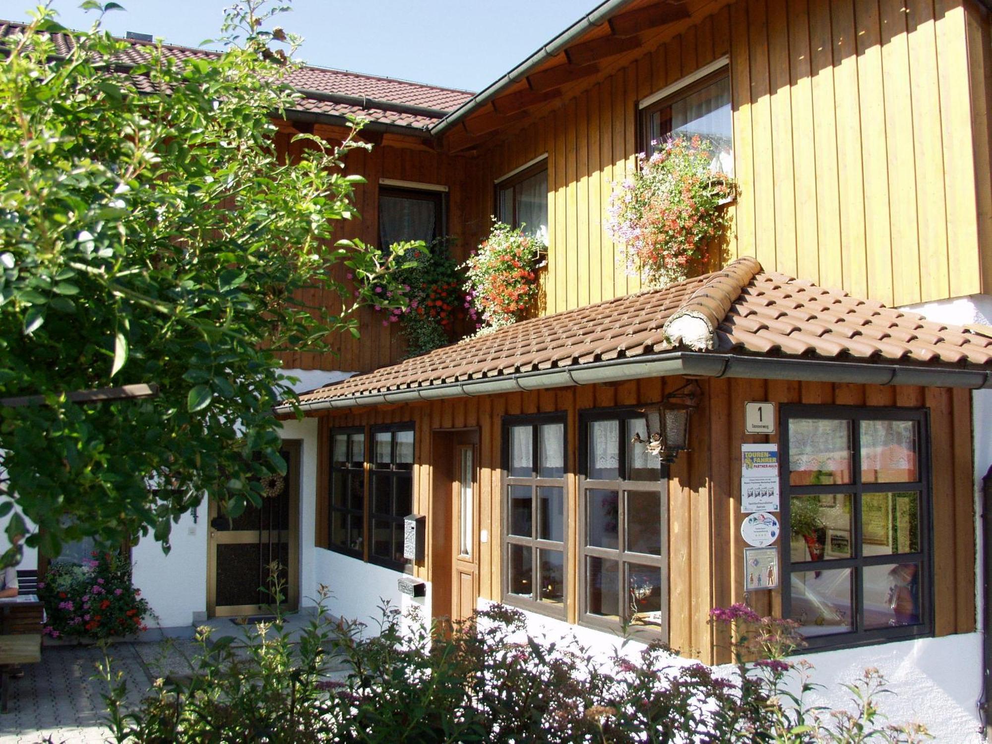 Gaestehaus Weber Gasthuis 3*