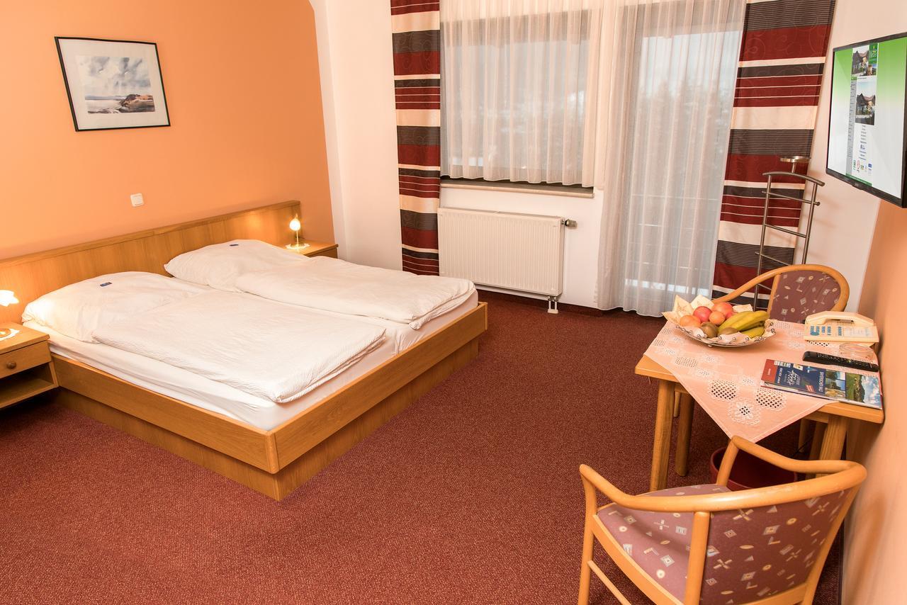 Gasthuis Gaestehaus Weber 3*